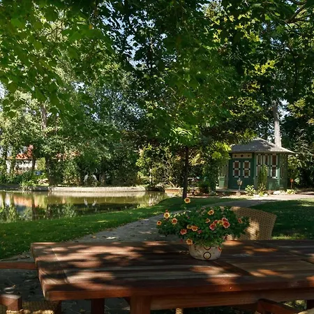 Villa-ottilienruh-master-suite ゲストハウス